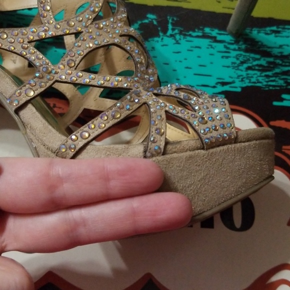 Zigi Soho Tan suede Swarovski encrusted heels - Picture 5 of 8